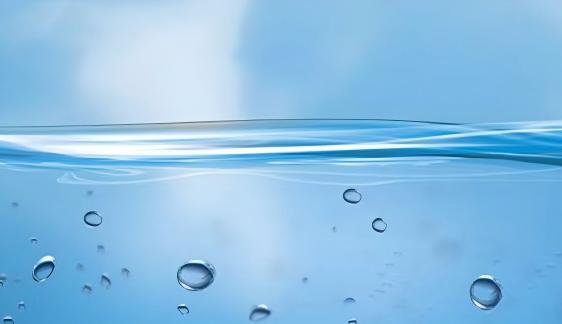 实验室的“生命之源”:揭秘超纯水